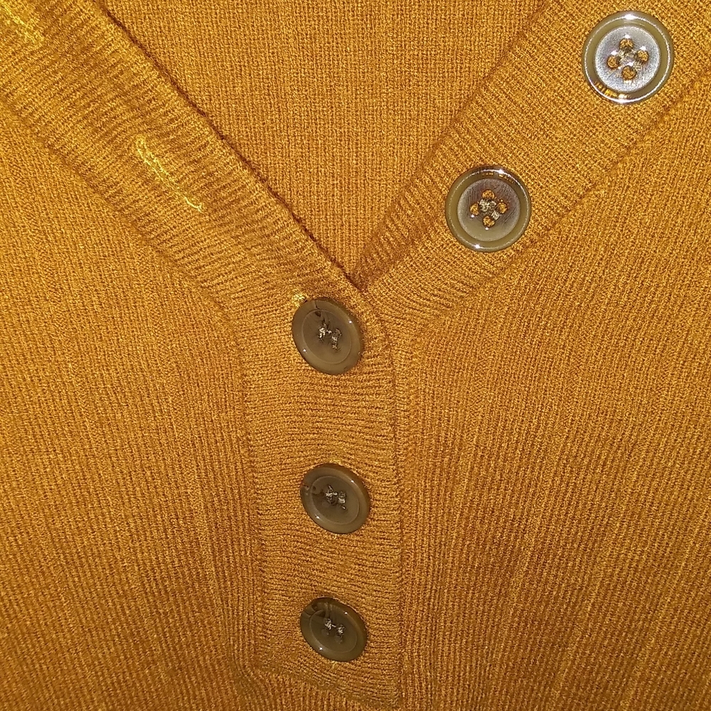 Mustard yellow sweater